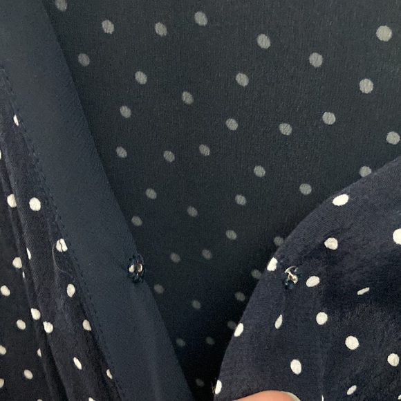 Adorable Loft wrap dress with SHORTS - Picture 3 of 6